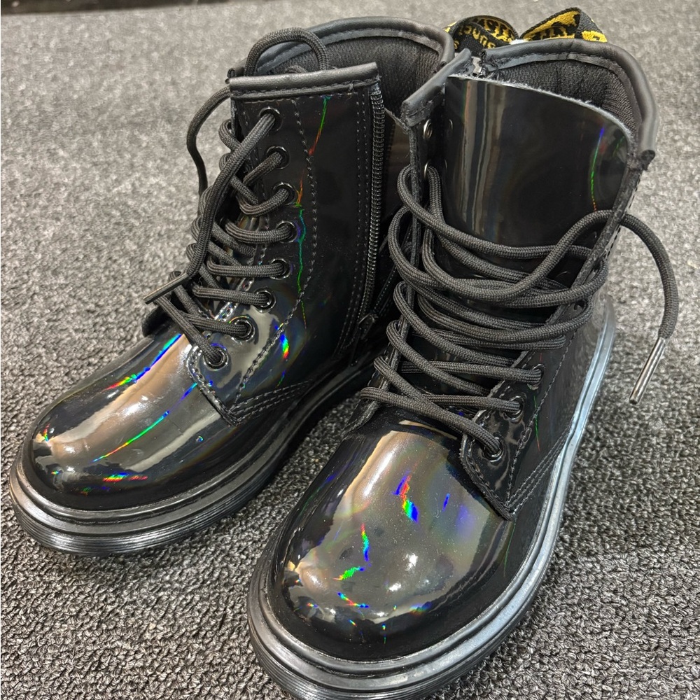 Dr. Martens Boot - Kids' Black stiching